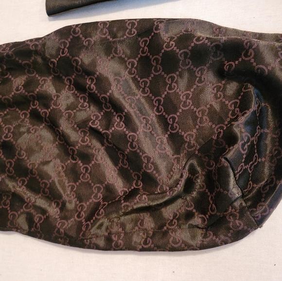 Gucci Boots 11B black leather high heels. Zip up over calf to knee. - Picture 8 of 12